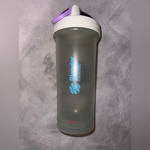 BlenderBottle Frosted Shaker Bottle with Purple Lid